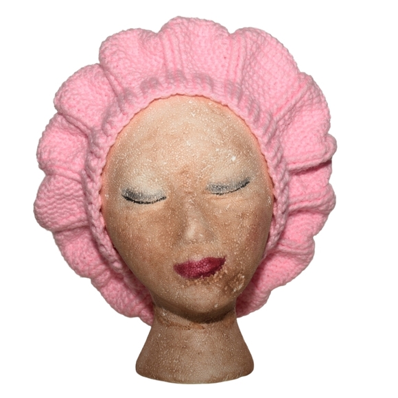 Designer Knit Pink Beret - Picture 2 of 9